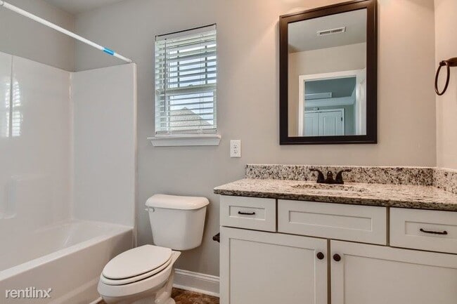 Building Photo - 4 br, 2.5 bath House - 309 Dandie Ln UNIT