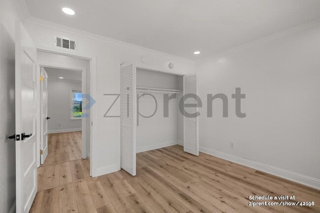 Building Photo - 4574 Ellen Way