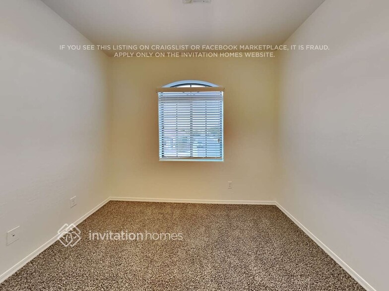 Building Photo - 5015 W Burgess Ln