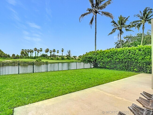 Building Photo - 1154 Oakwater Dr