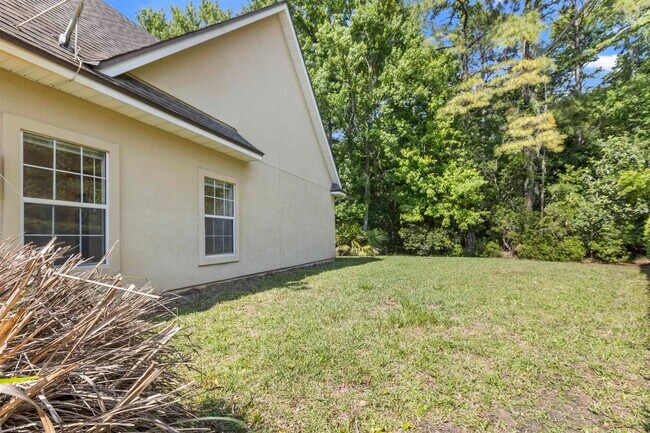 Building Photo - 289 N Churchill Dr
