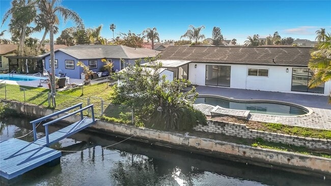 Building Photo - 9920 San Mateo Way