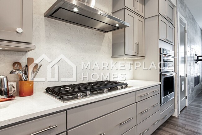 Building Photo - 3594 Parkhaven Pl