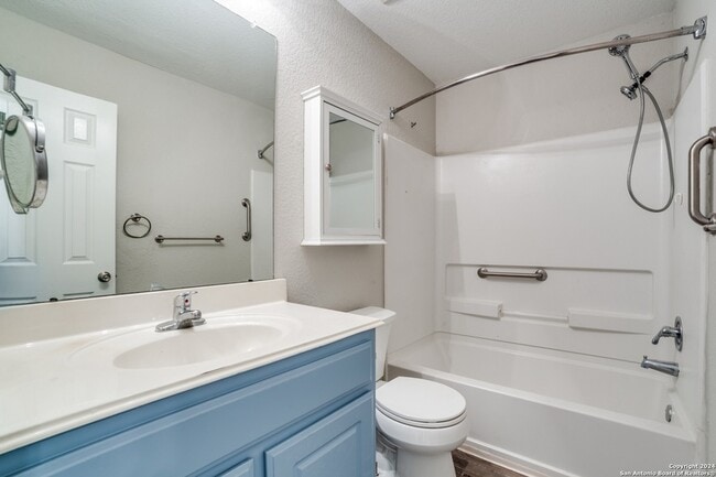 Building Photo - 11462 Country Canyon