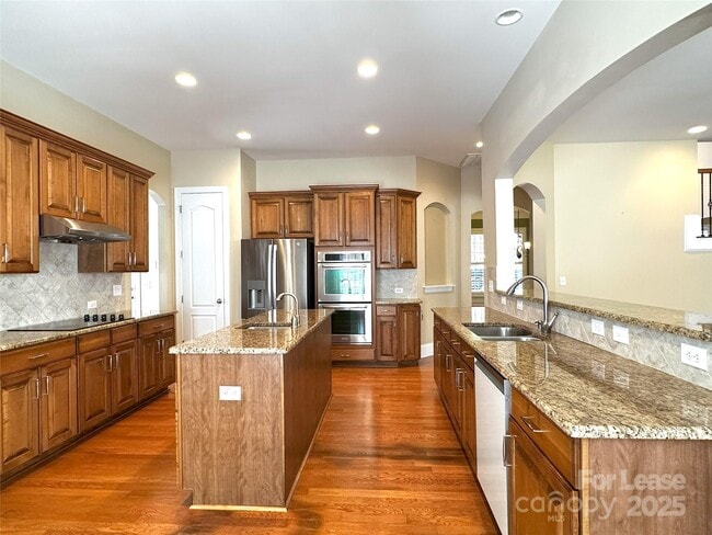 Building Photo - 4934 Mesa Verde Rd