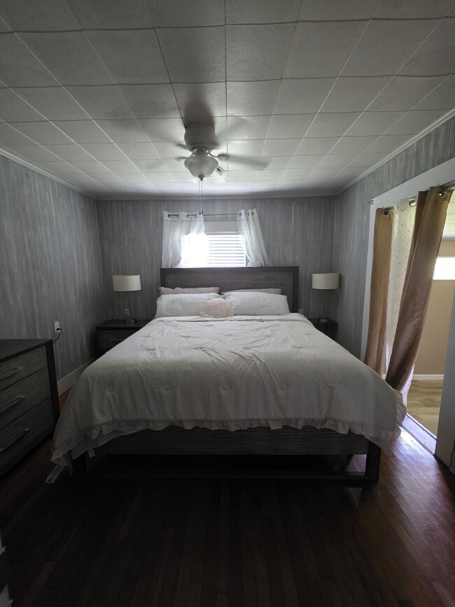 Building Photo - Need a mother-in-law suite or a kid cave?