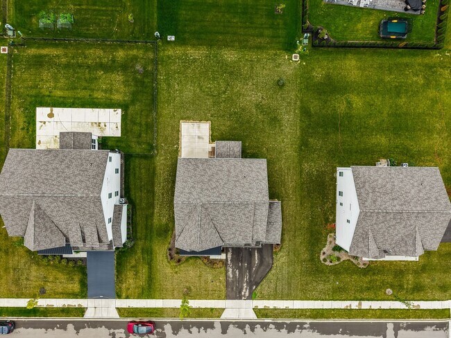 Building Photo - 3387 Logsdon Lp