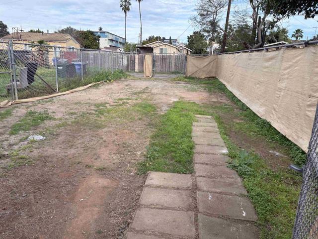 Building Photo - 1929 D Ave