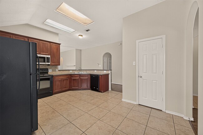 Building Photo - 5006 Juniper Walk Ln
