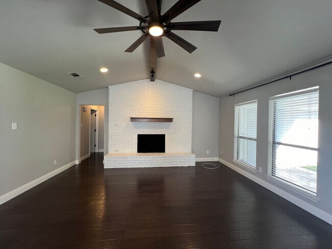 Building Photo - Trophy Club Texas Homes For Rent