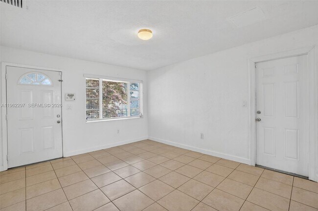 Building Photo - 10325 SW 149th St