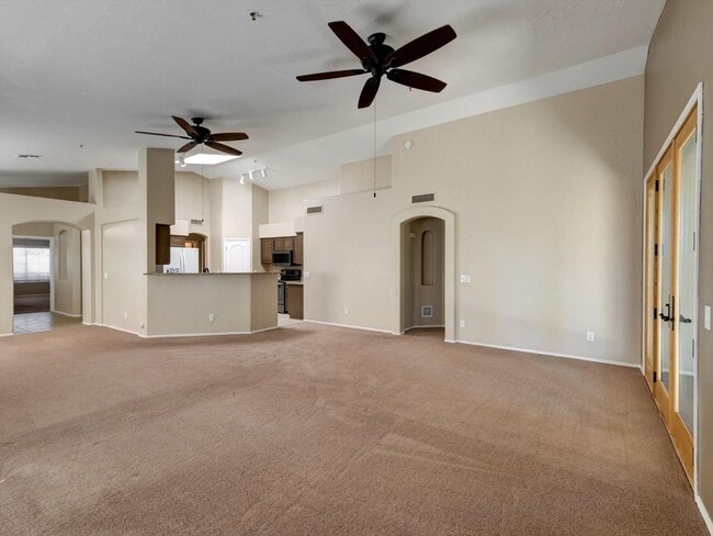 Building Photo - 3 bd 2 bth 2120 sq ft in stonehaven in sco...