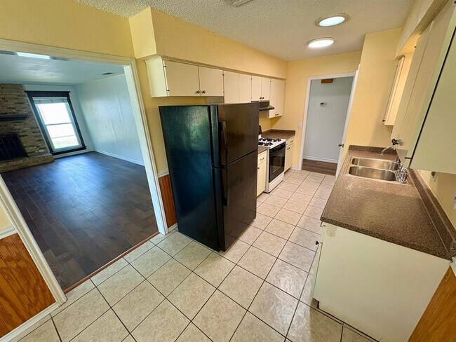 Building Photo - 11600 Elk Park Trail