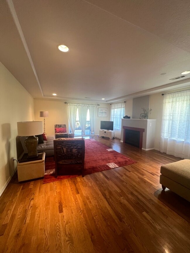 Building Photo - Three bed/two bath home | Available Mid February