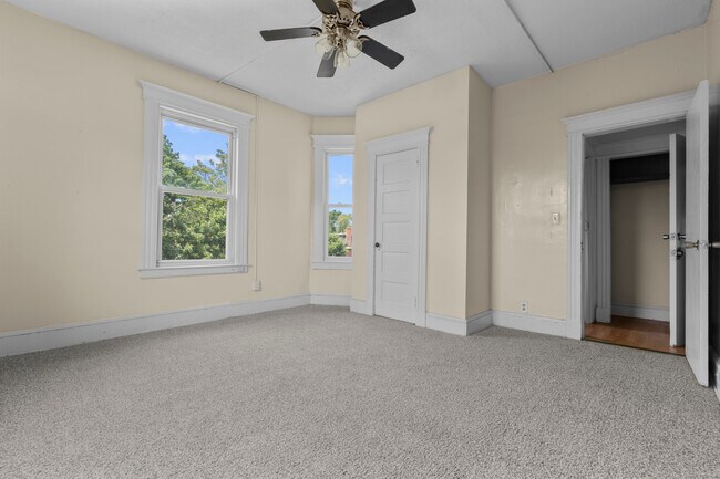 Building Photo - 29 Belden St