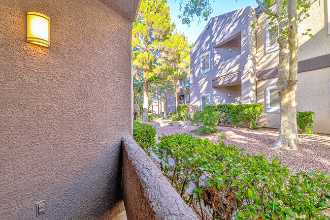 Building Photo - 5250 S Rainbow Blvd