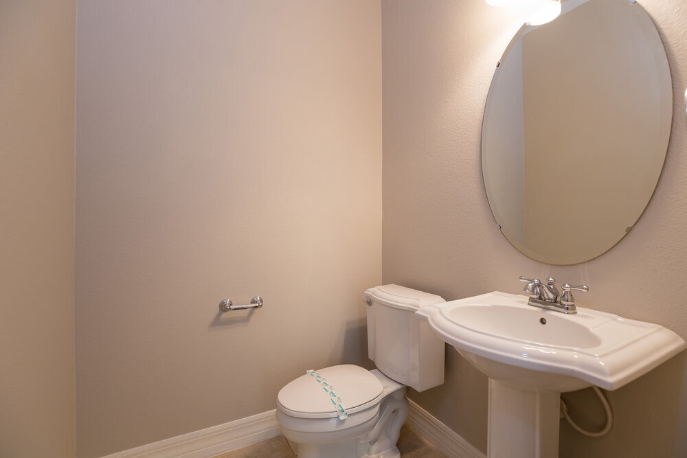 Building Photo - 993 N Jacks Lake Rd