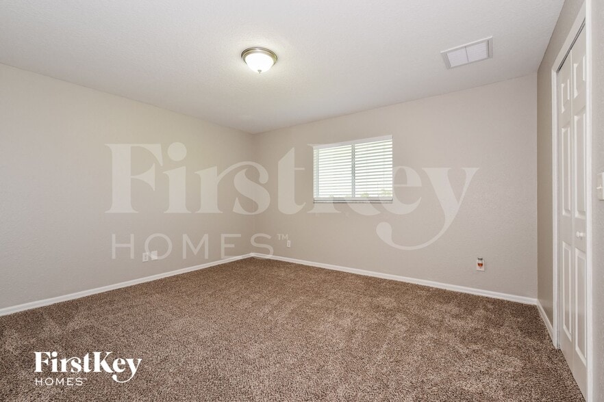 Building Photo - 3619 NW 41st Ln