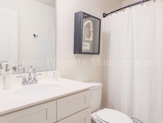 Building Photo - 3083 Day Dream Ln