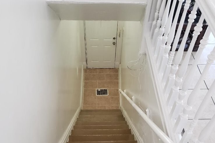 Entry - 4628 Enright Ave