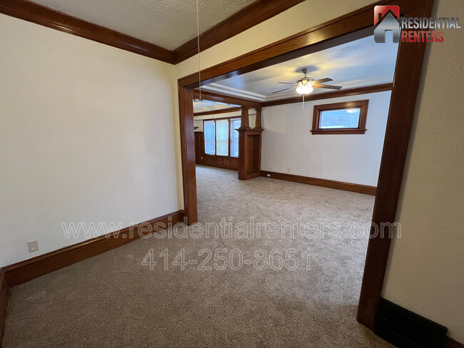Building Photo - 2742 N 40th St
