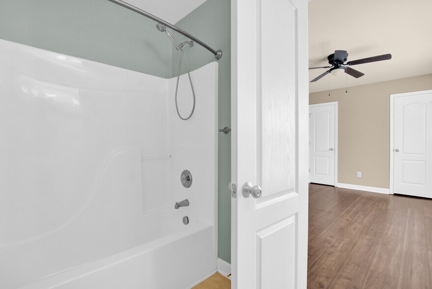 Building Photo - 12708 Cross Dale Dr