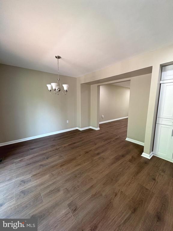 Building Photo - 1441 Landis Cir