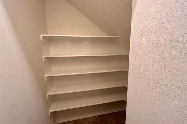 Building Photo - 18 Whitekirk Pl