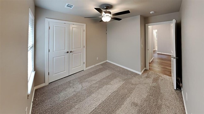 Building Photo - 9125 Poppey Pl