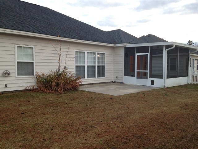 Building Photo - 122 Fire Thorn Ln
