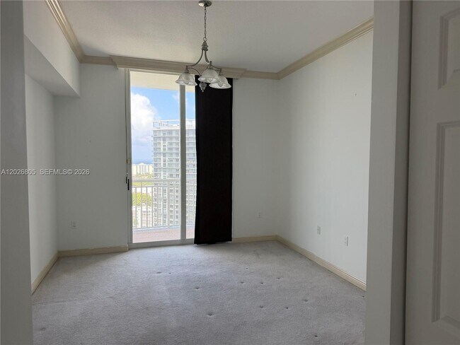 Building Photo - 1755 E Hallandale Beach Blvd