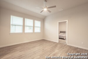 Building Photo - 1516 SPECHTS