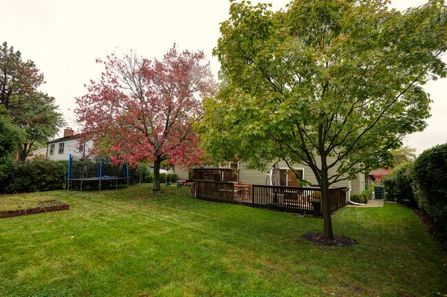 Building Photo - 3825 Brett Ln