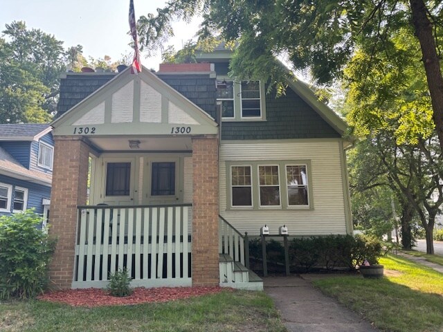 Building Photo - 1300 N 70th St