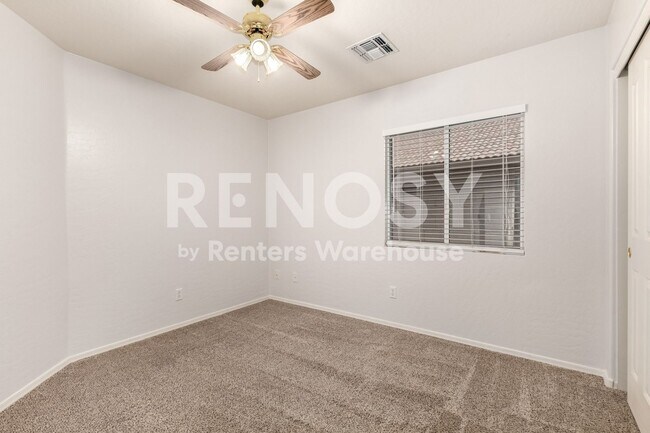 Building Photo - Ideal 3 Br 2 Ba 2 Cg Home Near Loop 303 & Greenway in Surprise!