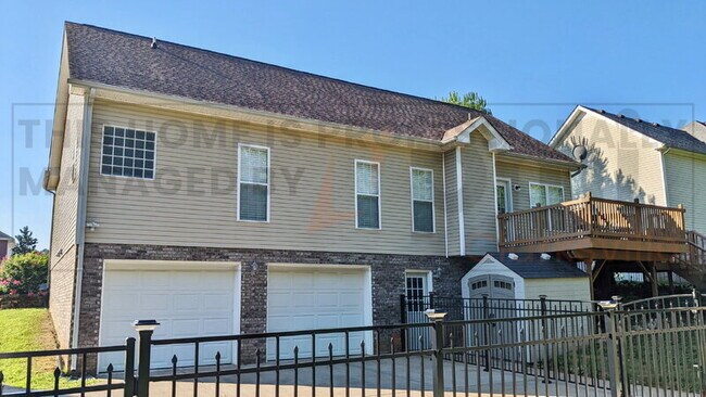 Building Photo - 3317 Sunny Slope Dr
