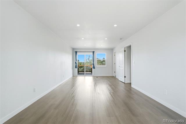 Building Photo - 6752 S Dahlia Ct