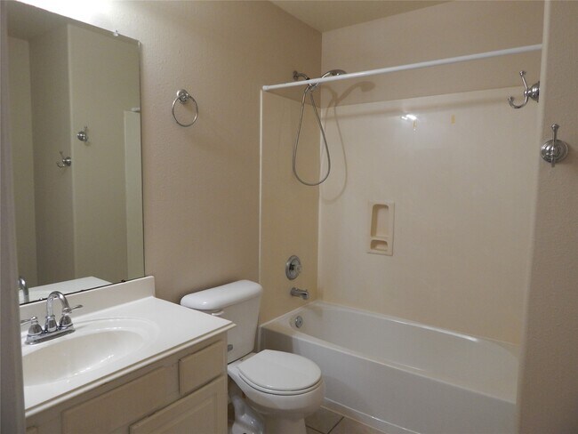 Building Photo - 17835 Torregon Ln