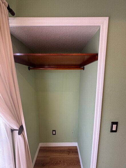 Building Photo - 8741 Spruce Hills Ct