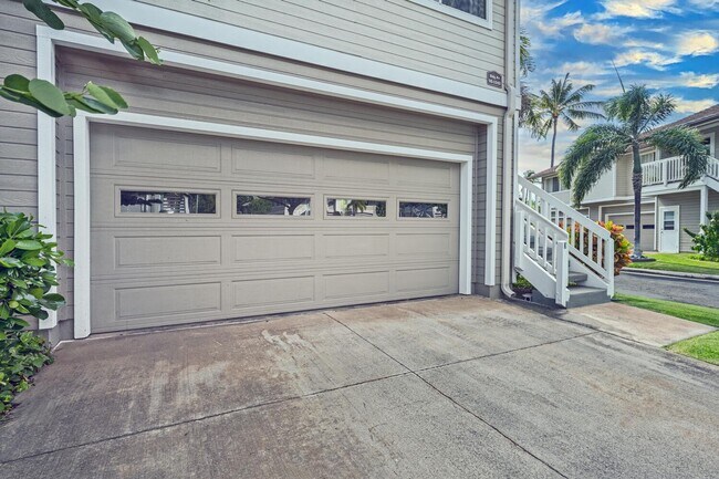 Building Photo - 92-1543 Aliinui Drive 4E