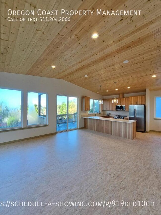 Building Photo - 471 Overlook Dr