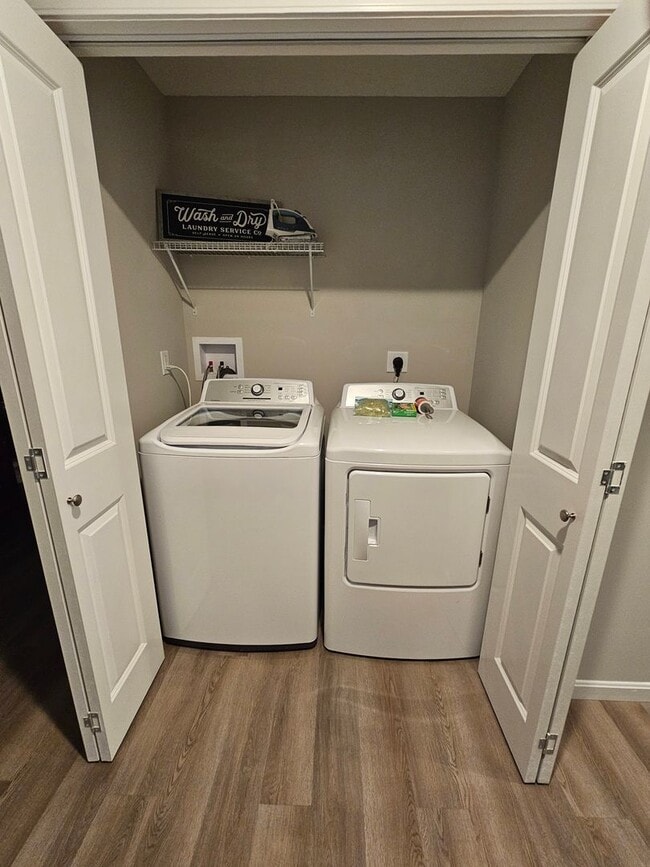 Building Photo - 814 Pierson Rd