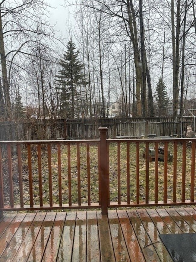 Building Photo - Tranquil Cul-de-Sac Charm: Inviting 3BR, 2BA Home in South Anchorage