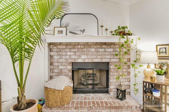 Building Photo - 5217 Choctaw Ave