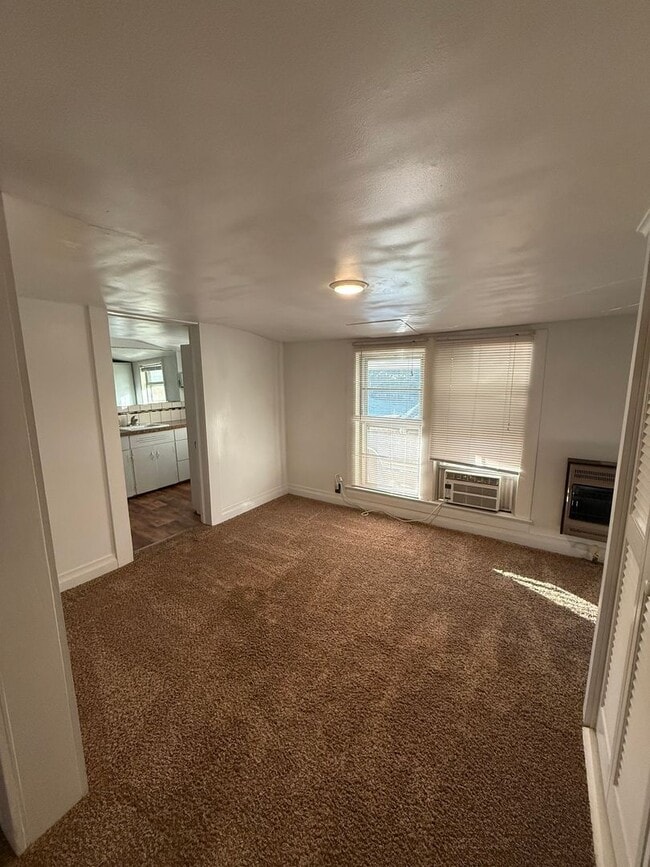 Building Photo - 6555 AR-252