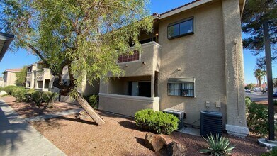 Building Photo - Spacious 2 Bed, 2 Bath Condo – Prime Locat...