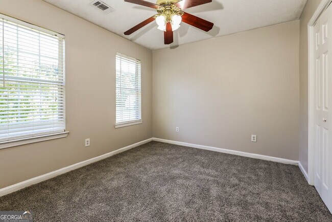 Building Photo - 100 Stanfield Ct