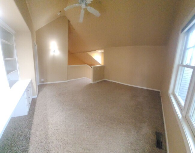 Building Photo - 3 Homes on 1 Lot! 7 Bedroom 4 bath home close to POLY off of Grand Avenue Entrance!!!!