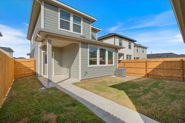 Building Photo - 306 Azua Path