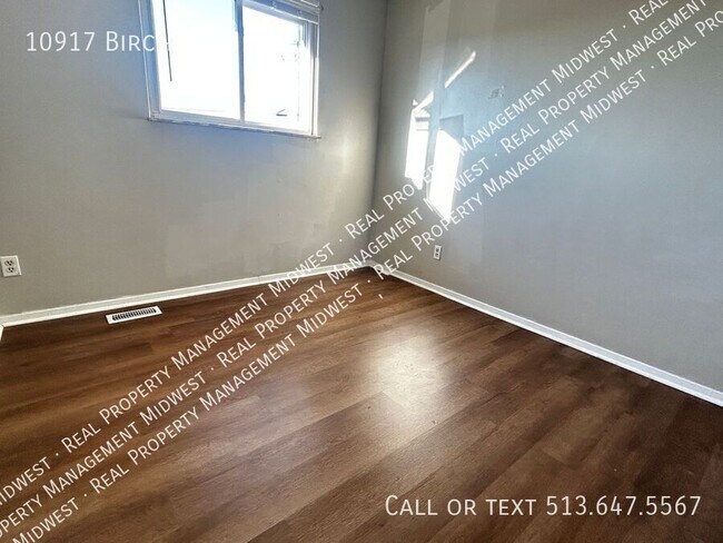 Building Photo - 10917 Birchridge Dr